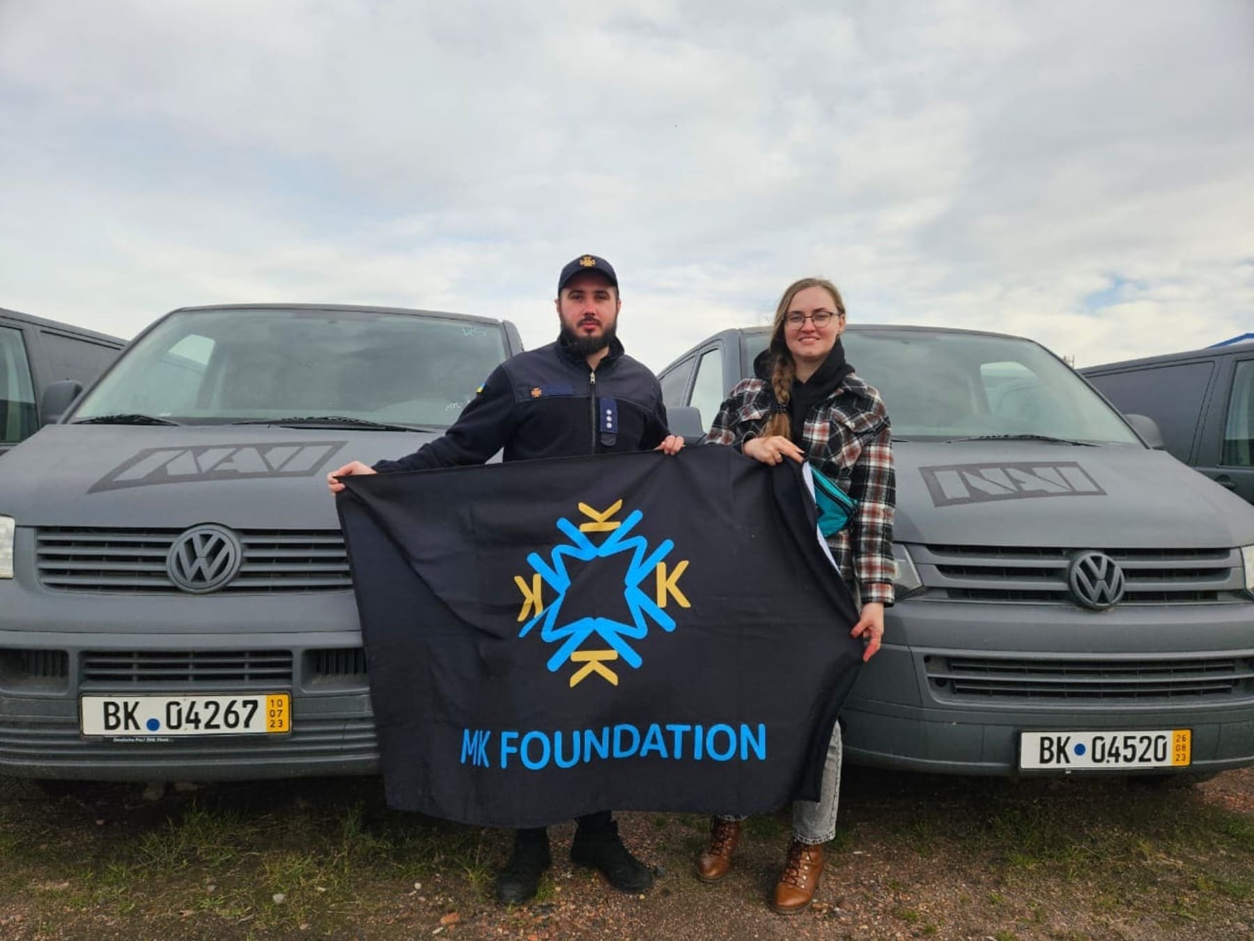NAVI и MK Foundation выделили $125 000 на поддержку Украины