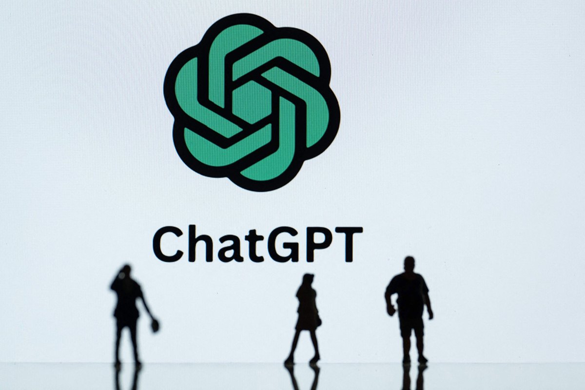 Користувачі ChatGPT надсилають 2,5 мільярда запитів щодня
