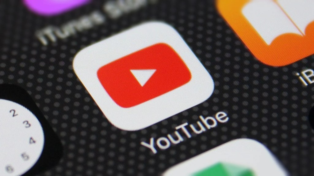 YouTube впроваджує карусель результатів пошуку, схожу на AI Overviews