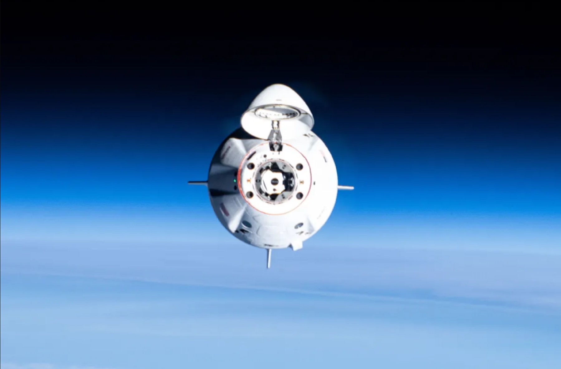 NASA та SpaceX призупинили процедуру від'єднання Crew-10