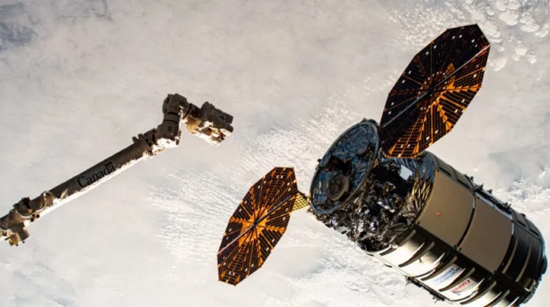 Коректують наступний запуск постачання Cygnus разом із партнерами NASA