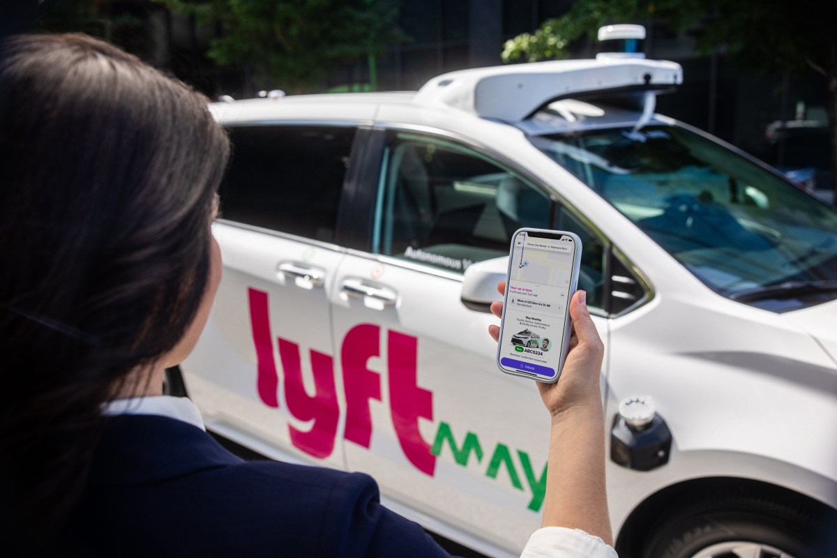 Lyft та May Mobility запускають роботаксі в Атланті