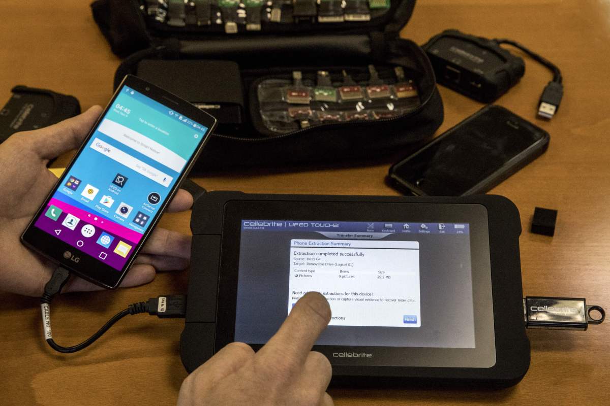 Cellebrite відмовила Сербії у доступі до інструментів розблокування телефонів: чи стануть інші країни наступними?