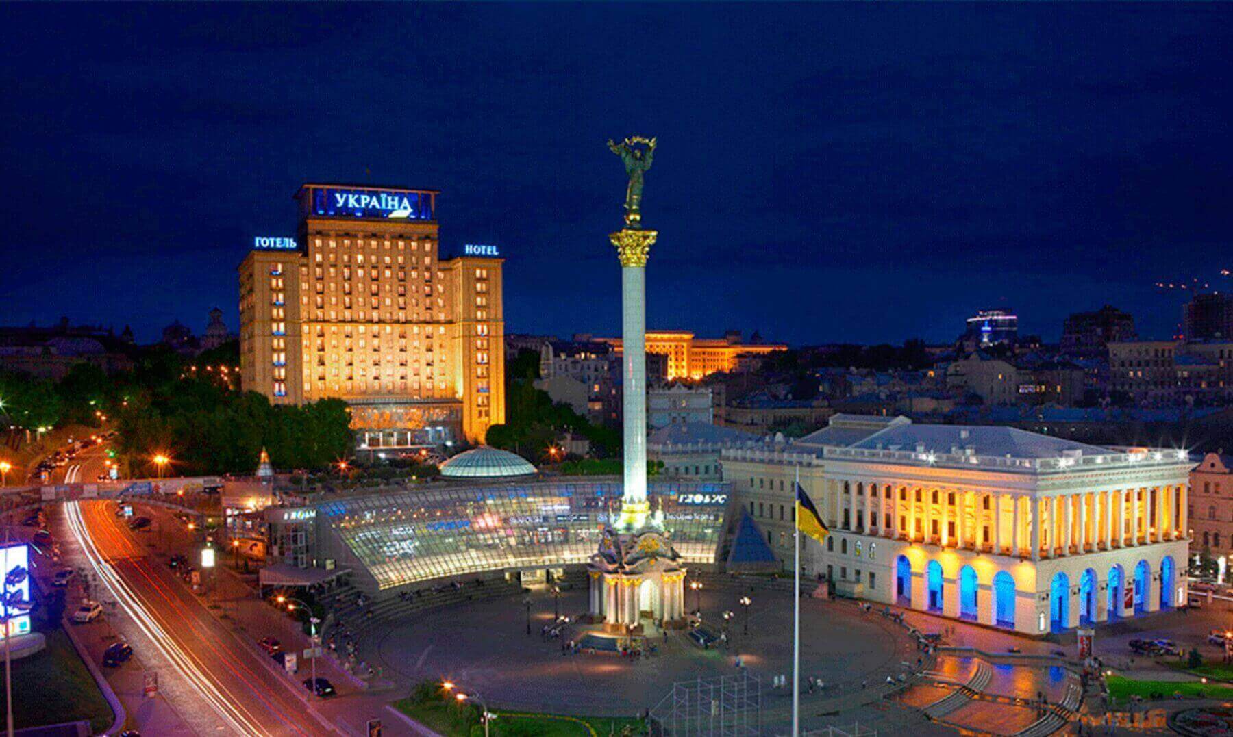 Виставка NAVI в готелі Україна